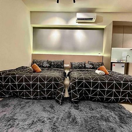 סיברג'איה Luxury Stay-Tamarind Suite Cyber מראה חיצוני תמונה